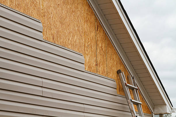24/7 Emergency Vinyl Siding experts in Warrenville, IL